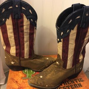 Laredo Cowgirl boots